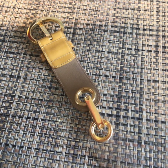 Women’s Ferragamo belt main image 6